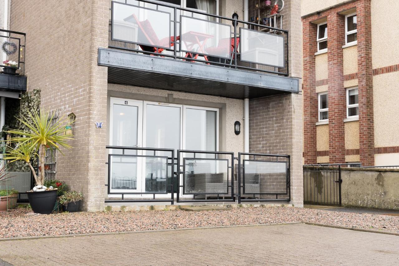 Bayview Apartments Ballygally  Exteriör bild